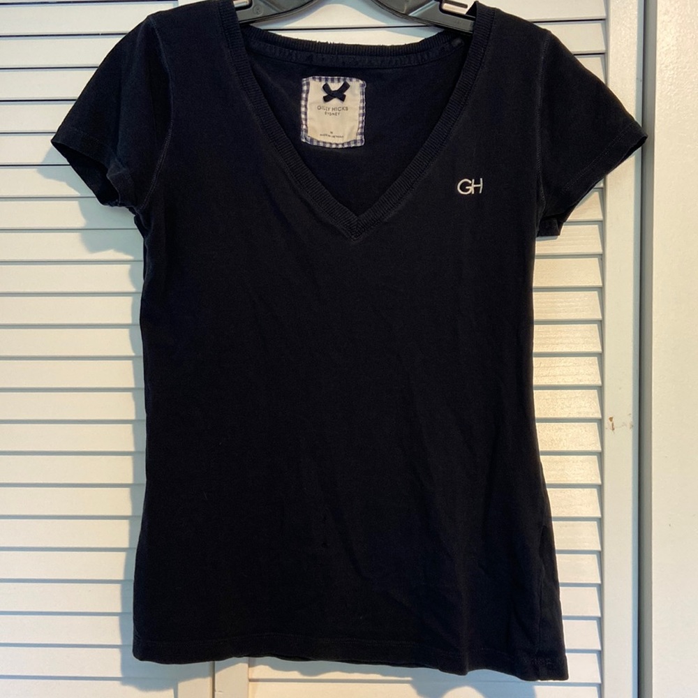 Gilly Hicks shirt